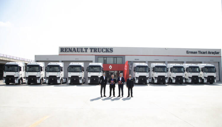 1710240215_Renault_Trucks_Nusaybin_Kayar___Kamuran_Kayar_Teslimat_1