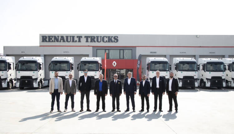 1710240259_Renault_Trucks_Nusaybin_Kayar___Kamuran_Kayar_Teslimat_2