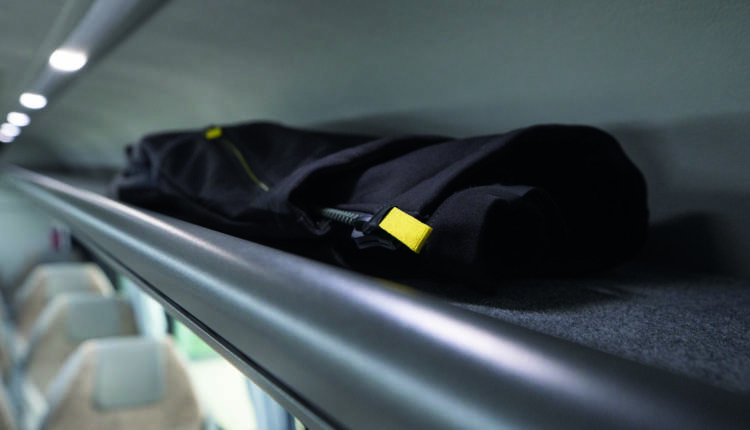 1743753469_mantgeminibuses_luggagerack