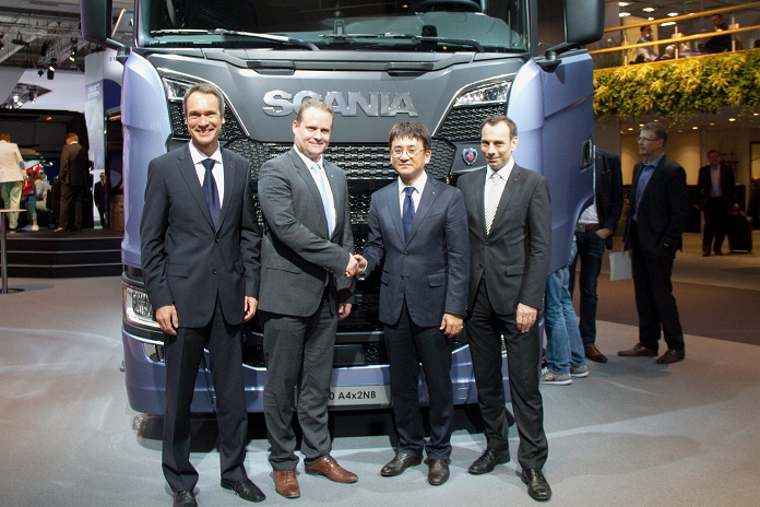 20160921_Hankook_to_become_Original_Equipment_Supplier_for_Scania_1