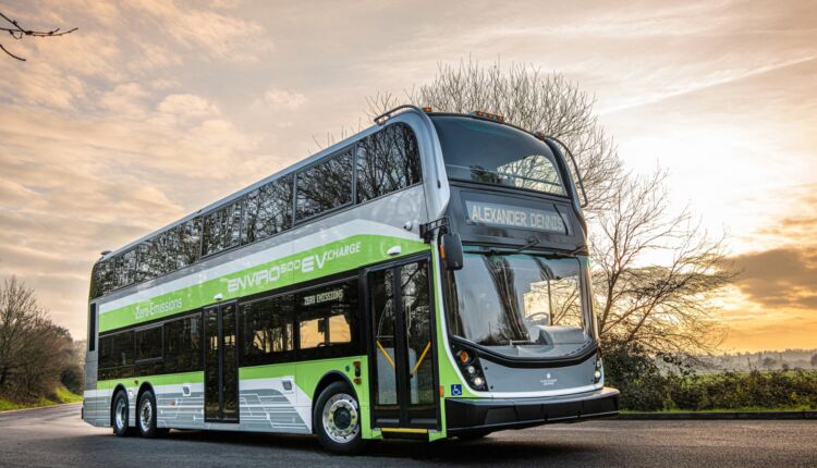 Alexander Dennis Enviro500EV CHARGE (1) (resized)