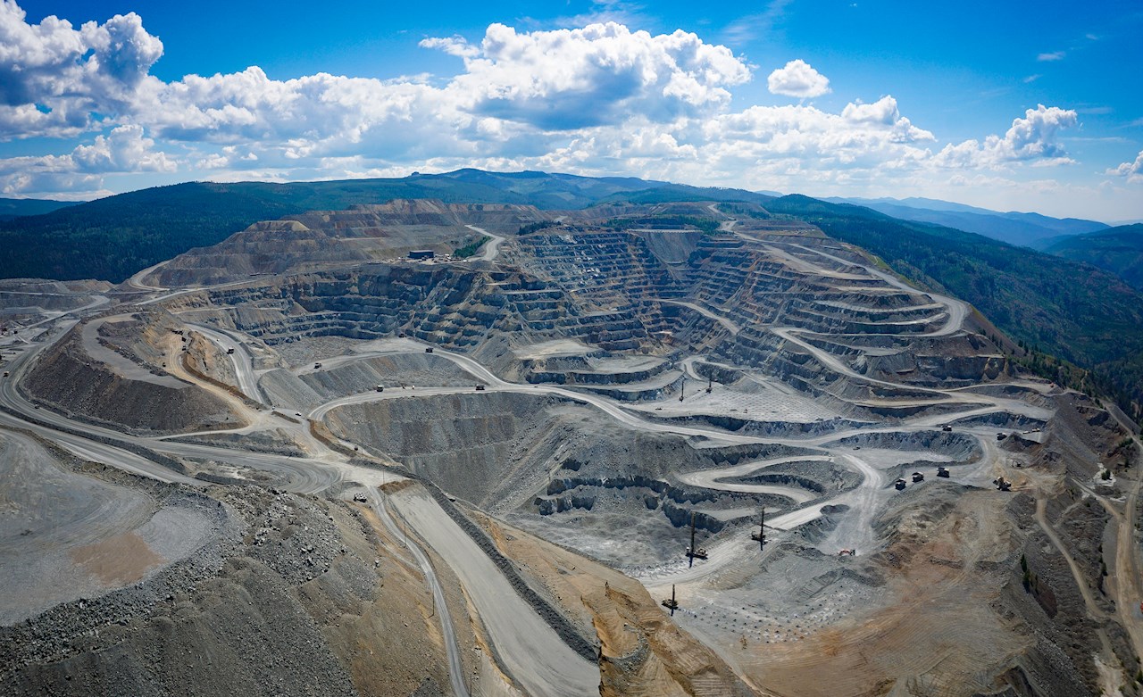 Panorama_of_the_Copper_Mountain_site_near_Princeton_British_Columbia_Canada