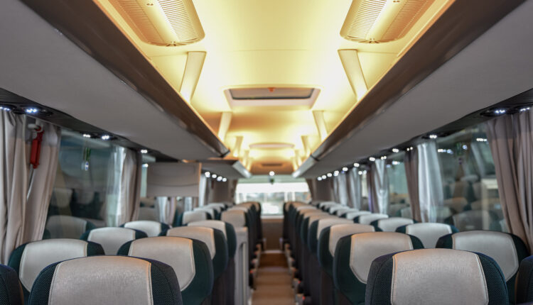 1637846665_p_bus_iot_lionscoach_coty_2