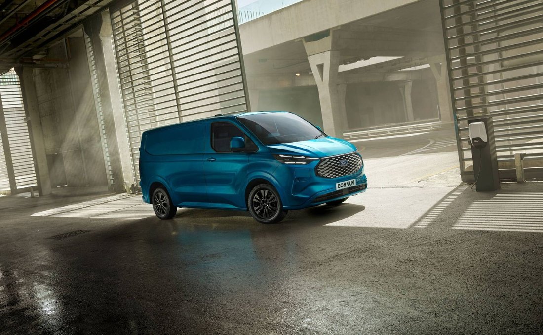 Ford Yeni Tam Elektrikli E-Transit Custom'u Kocaeli Fabrikalarında Üretecek!
