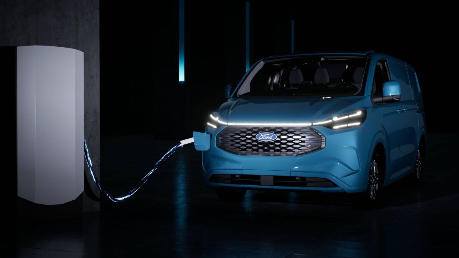 Ford Yeni Tam Elektrikli E-Transit Custom'u Kocaeli Fabrikalarında Üretecek!