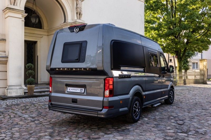 Caravan Salon MAN TGE celebrates premiere as "Affinity M" premium motorhome