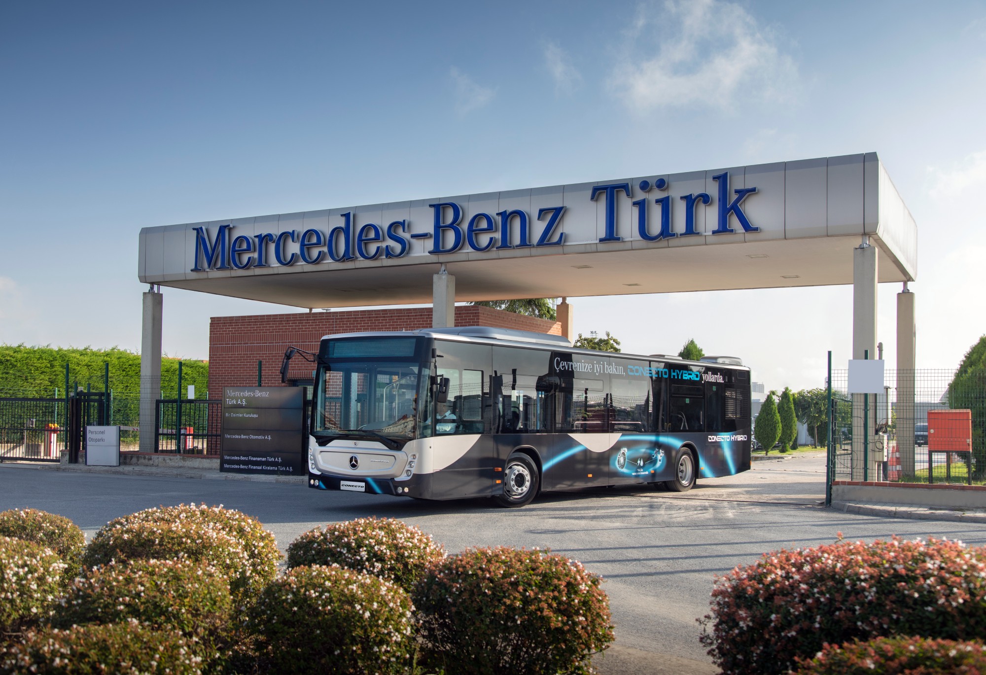 Mercedes-Benz Conecto Hybrid ile Şehir İçi Ulaşımda Hibrit Dönemini Başladı!