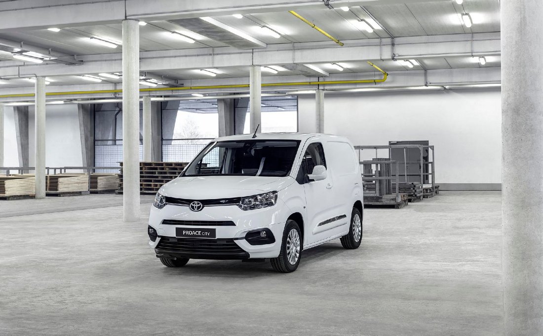 Toyota'nın Hafif Ticari Araçlardaki Başarısı Hız Kesmeden Devam Ediyor!