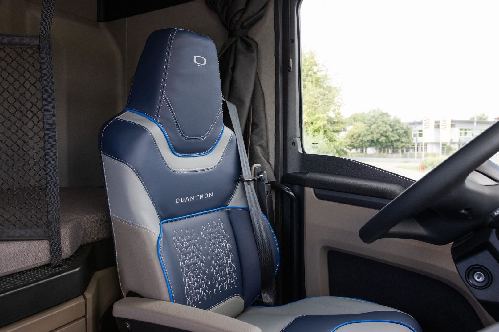 IAA Transportation World Premieres QUANTRON unveils longest-range hydrogen and electric trucks based on newly developed platforms