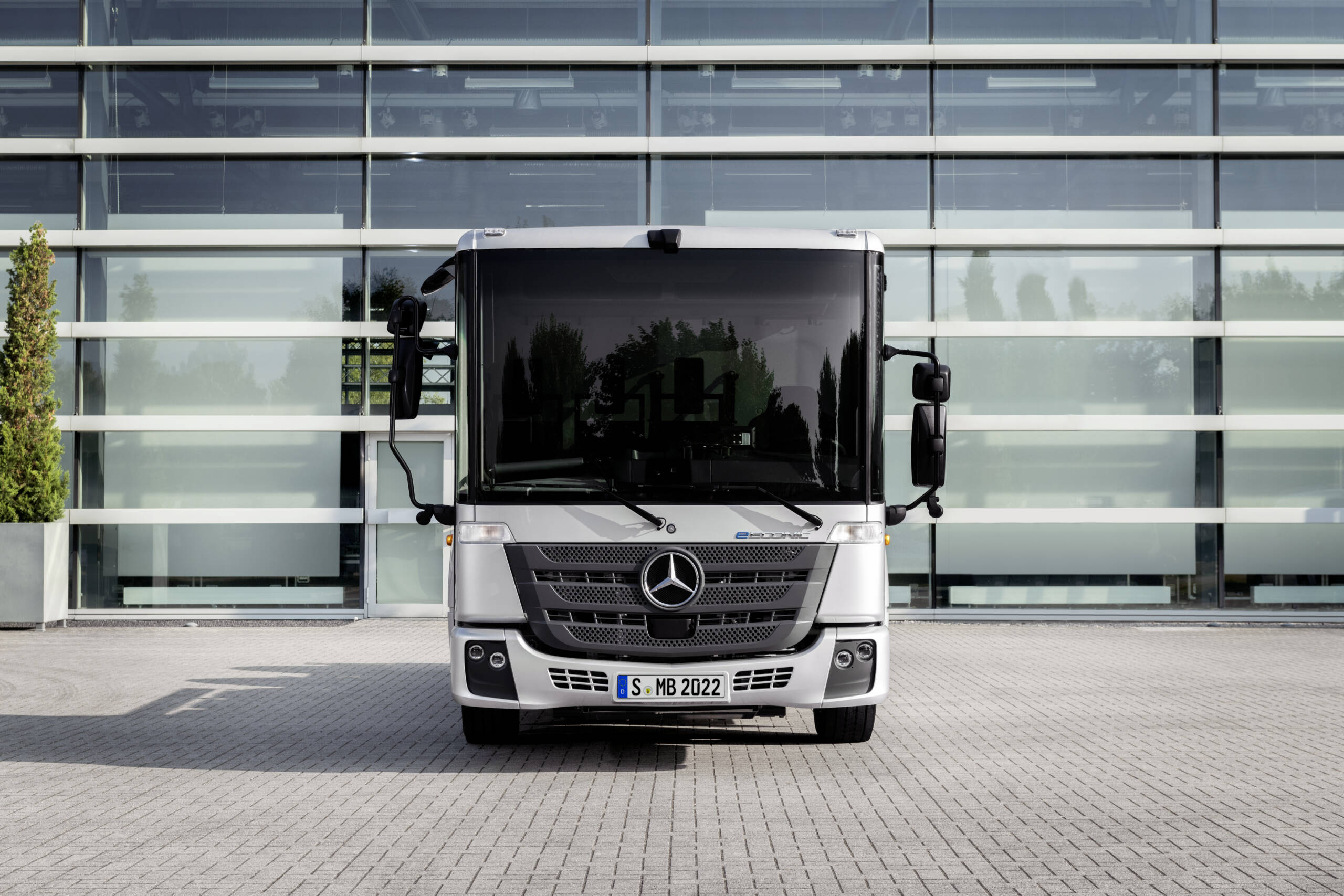 Mercedes-Benz Werk Wörth startet Serienproduktion des eActros in 2021Mercedes-Benz Wörth plant to start series production of the eActros in 2021
