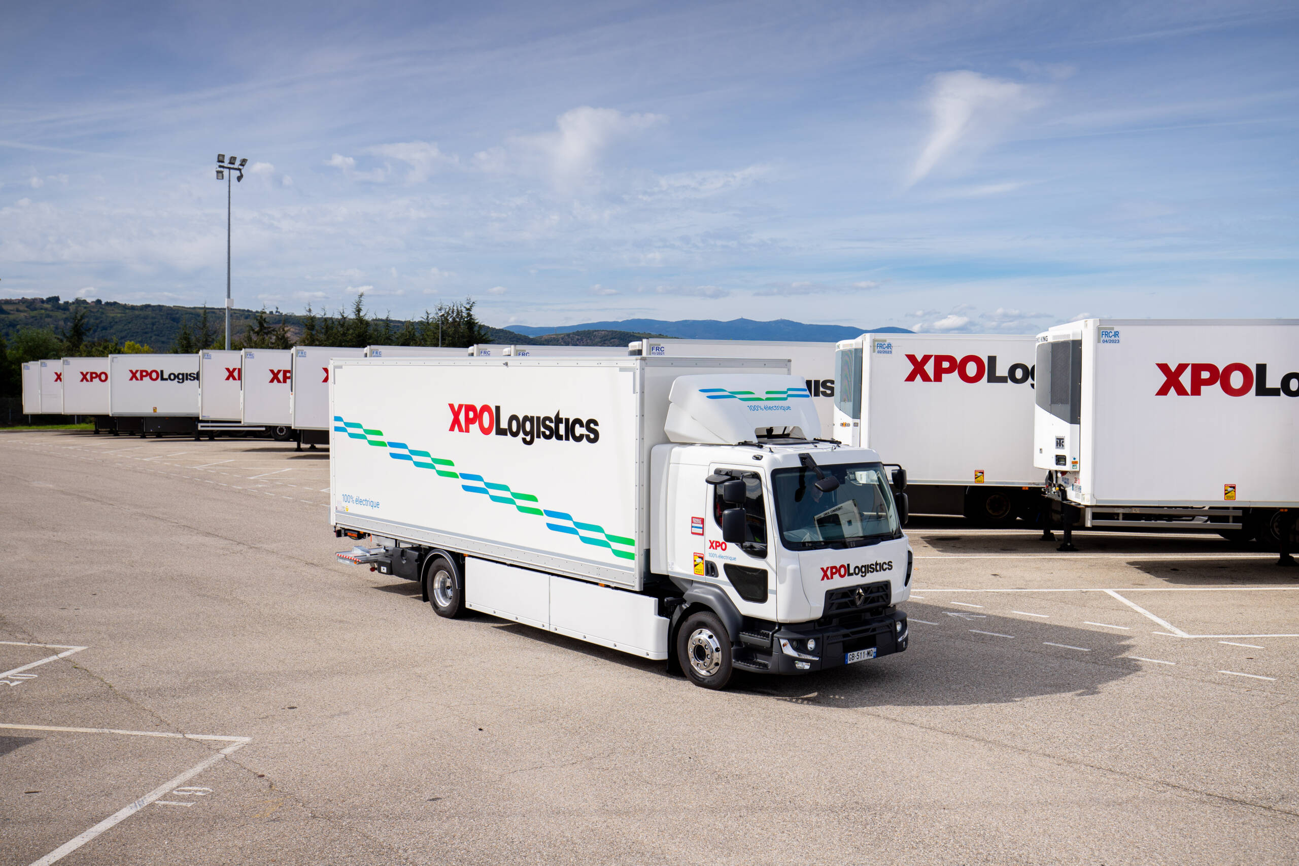100 Renault Trucks electric vehicles for XPO_