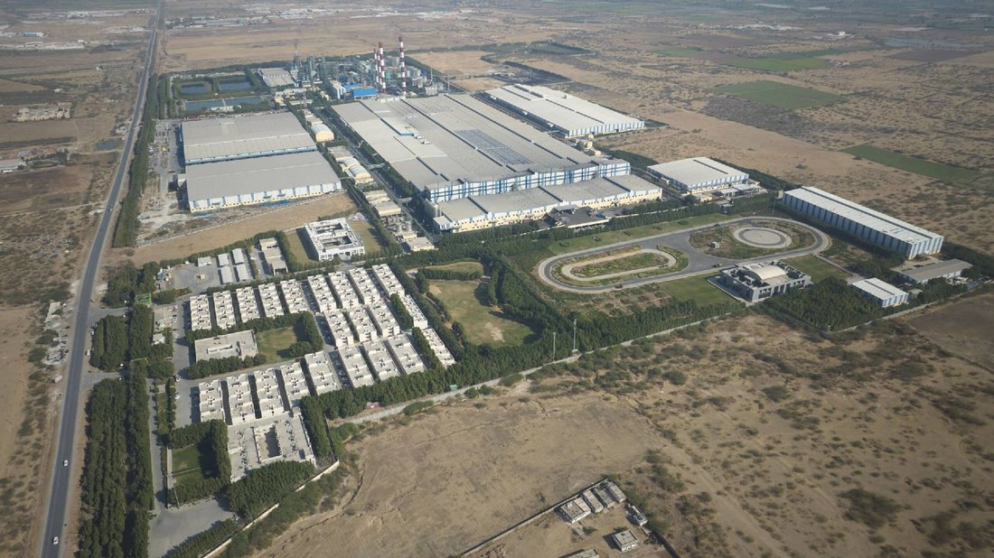 Bhuj'da ufuk çizgisi hiç bu kadar yakın olmamıştı