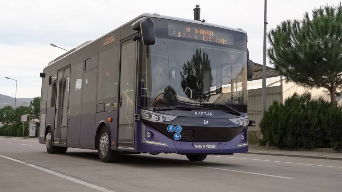 Karsan e-ATAK, Avrupa’nın En Çok Tercih Edilen Elektrikli Midibüsü!