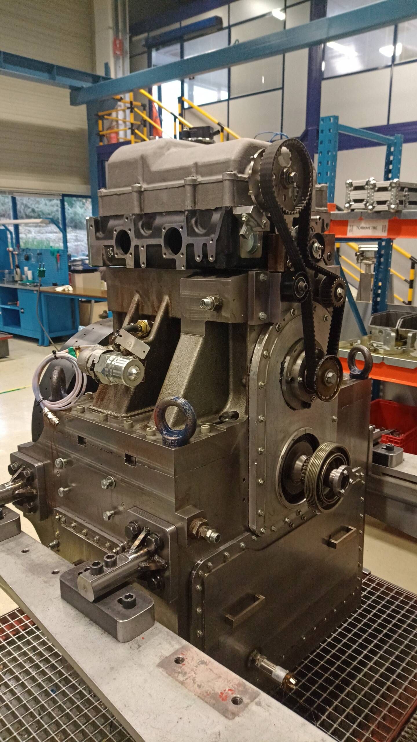 Hidrojen ile Çalışan Araştırma Motoru