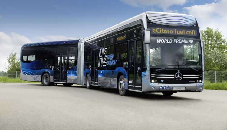 Weltpremiere auf dem Global Public Transport Summit 2023: Mercedes-Benz eCitaro fuel cell – mehr Reichweite dank Brennstoffzelle

World premiere at Global Public Transport Summit 2023: Mercedes-Benz eCitaro fuel cell – greater range thanks to fuel cell