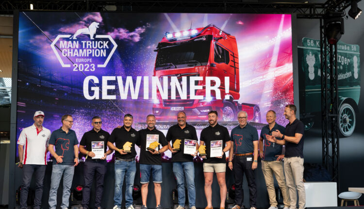 _mantruck_champion_award_ceremony