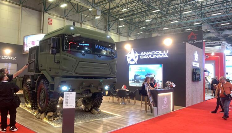 SEYİT 8×8 Çift Kabin Taktik Tekerlekli modeli
