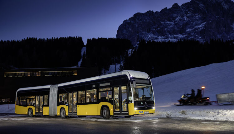Herausforderung Alpen: Mercedes-Benz eCitaro fuel cell trotzt extremer Kälte und steilen PässenAlpine Challenge: Mercedes-Benz eCitaro fuel cell defies extreme cold and steep passes