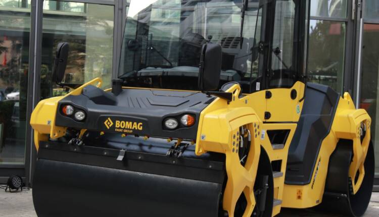 Bomag BW 202 AD-5 asfalt silindiri