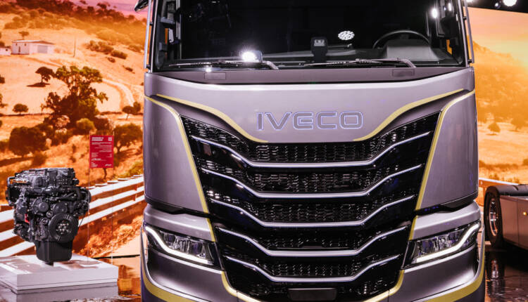 IVECO S-Way Limited Edition Anniversario 1