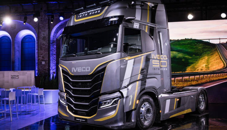 IVECO S-Way Limited Edition Anniversario bb