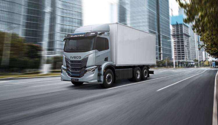 IVECO S eWay Rigid 2