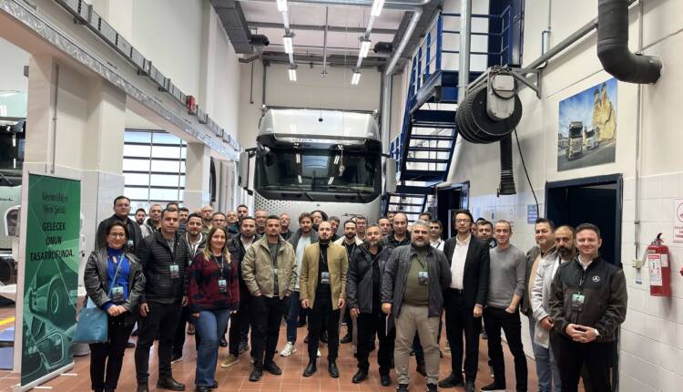 Mercedes-Benz Türk Bayileri Yeni Actros L Eğitimi-1