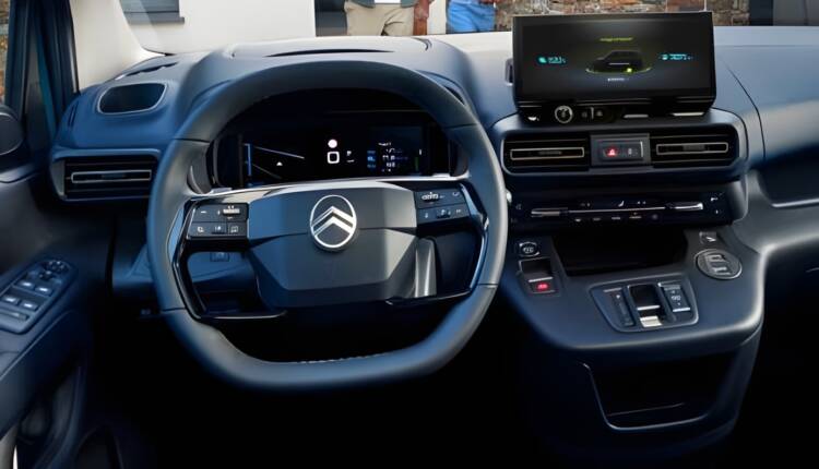 Yeni Berlingo Kombi Kokpit