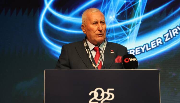 TÜRK TREYLER SEKTÖRÜNÜN YENİ HEDEFİ DÜNYA ÜÇÜNCÜLÜĞÜ SEKTÖRÜN EN BÜYÜK BULUŞMASI ‘AĞIR VASITA, TREYLER ZİRVESİ’ BAŞLADI TREDER BAŞKANI YALÇIN ŞENTÜRK: “CUMHURİYETİMİZİN 100. YILINDA 60 BİN ADETLİK ÜRETİMLE REKOR KIRDIK”